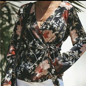 Vici Black Floral Wrap Top Kimono Shirt Large